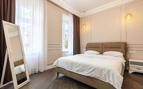 Apartment 39 Svobody Avenue